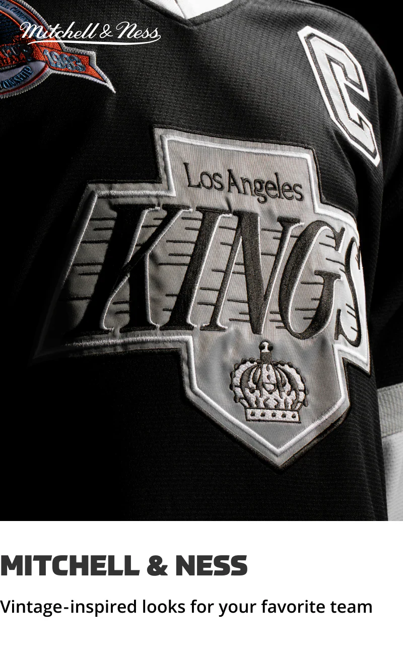 84cd4cda-2dae-4d11-b357-2208fd2e5fc3__800X1290 – Vancouver Canucks Jerseys and Headwear Collection