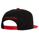 men8217s mitchell amp ness black chicago blackhawks core team ground 2.0 snapback hat – Vancouver Canucks Jerseys and Headwear Collection